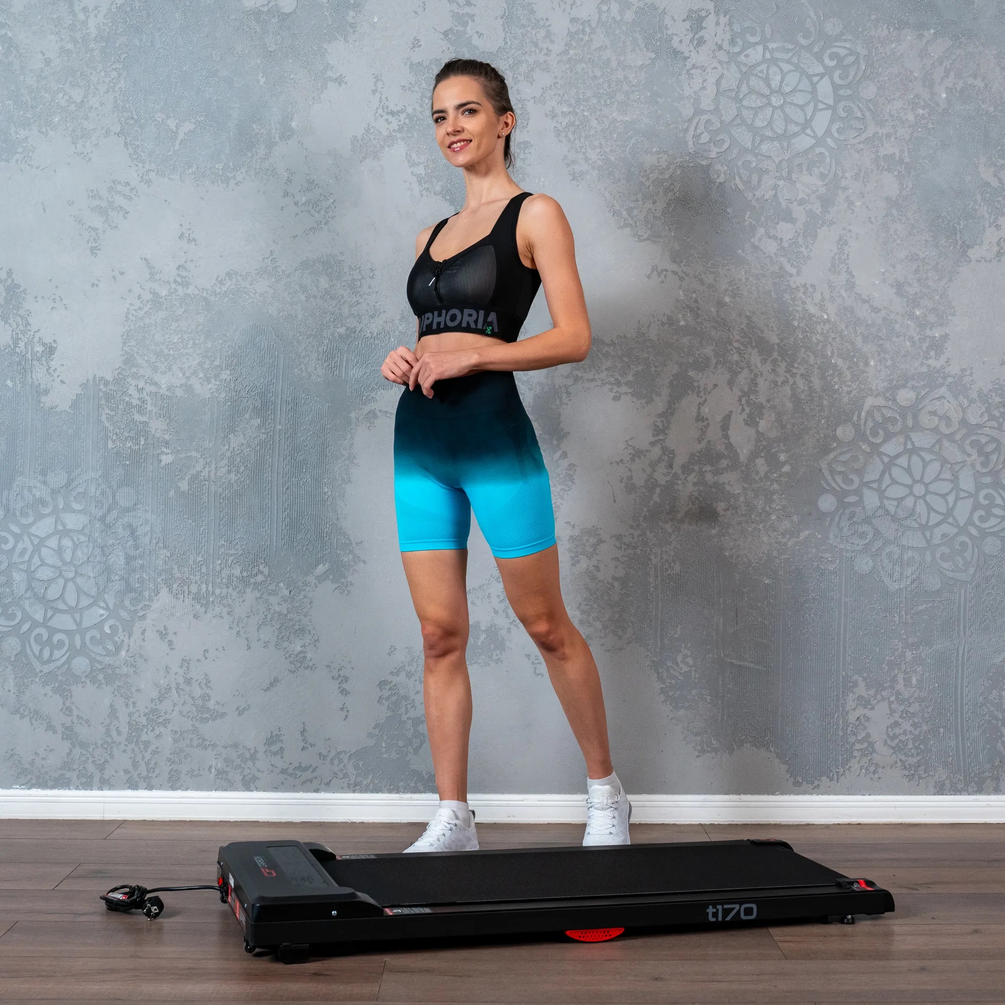 Беговая дорожка CARBON FITNESS T170