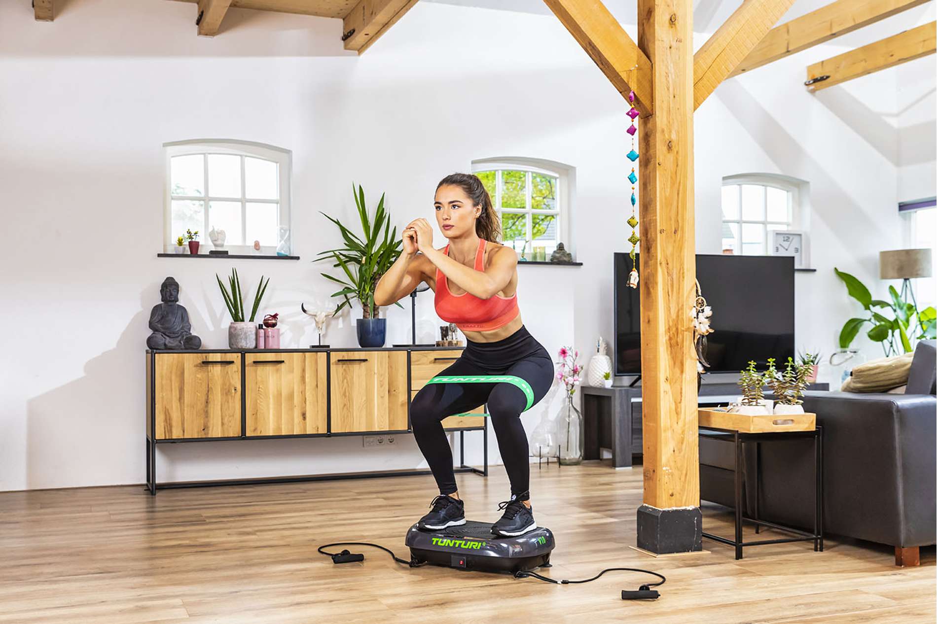 Виброплатформа Tunturi Cardio Fit V10