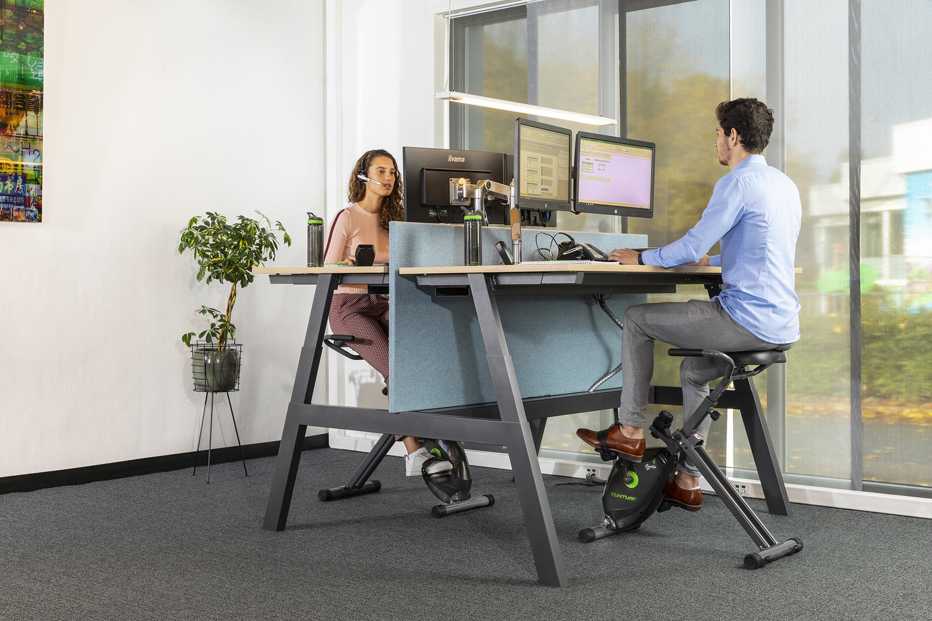 Велотренажер Tunturi Deskbike Cardio Fit D20