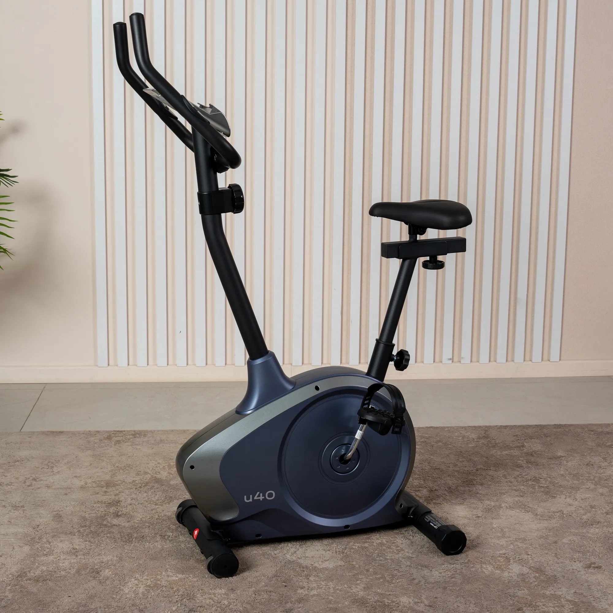 Велотренажер CARBON FITNESS U40